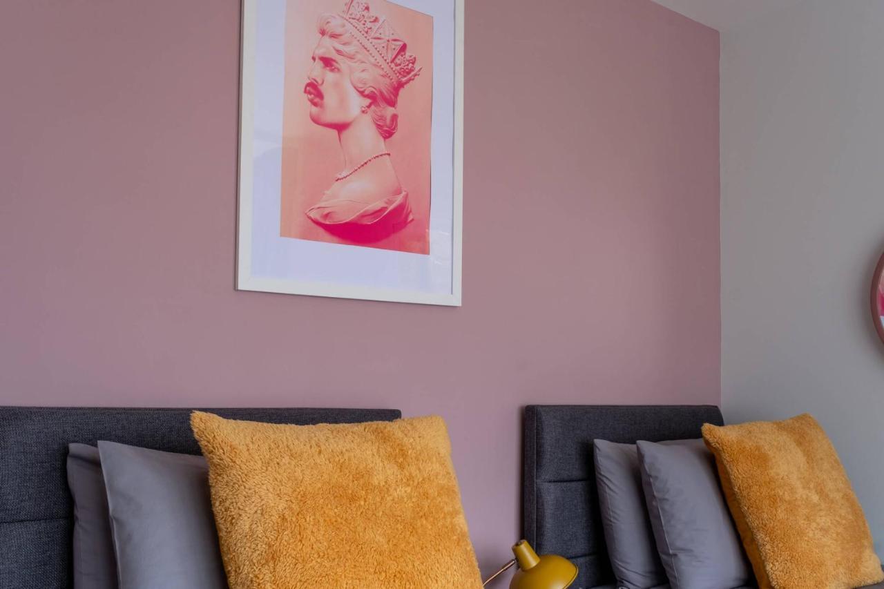 Ultimate Glam, Vintage Central Pad. Cool 70S Bar. Bournemouth Exteriör bild