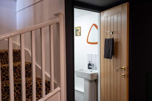 Ultimate Glam, Vintage Central Pad. Cool 70S Bar. Bournemouth Exteriör bild
