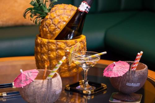 Ultimate Glam, Vintage Central Pad. Cool 70S Bar. Bournemouth Exteriör bild